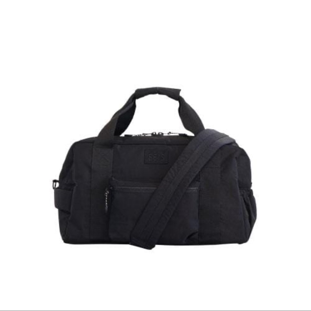 The Sport Duffle in Black - BEIS